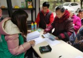 垃圾分類(lèi)齊參與 積分兌換促文明