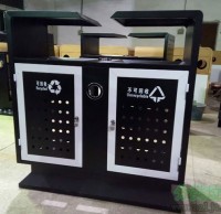 分類垃圾桶廠家定制鋼板沖孔垃圾桶，發(fā)貨于西安景區(qū)