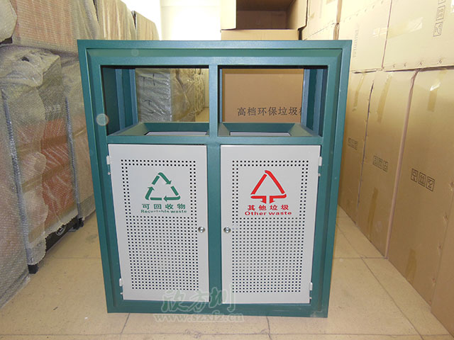 城鎮(zhèn)鋼制垃圾桶